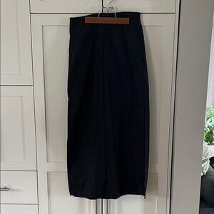 Commense Classic Black Maxi Skirt